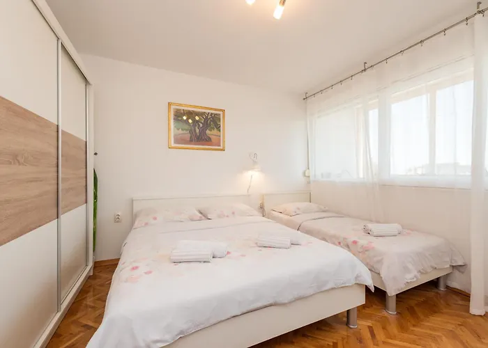 Happy Апартаменты